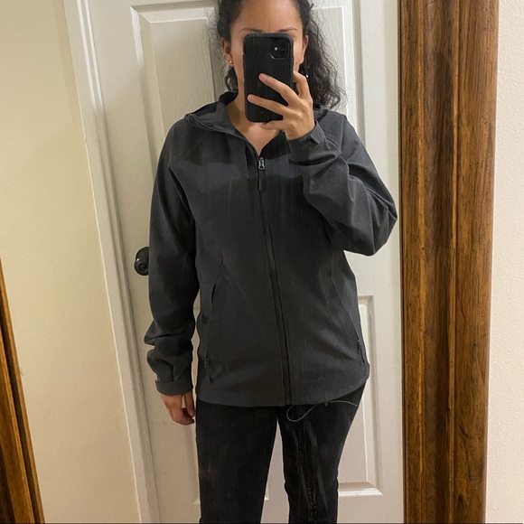 The north face all weather jacket (men’s small) - Picture 3 of 8